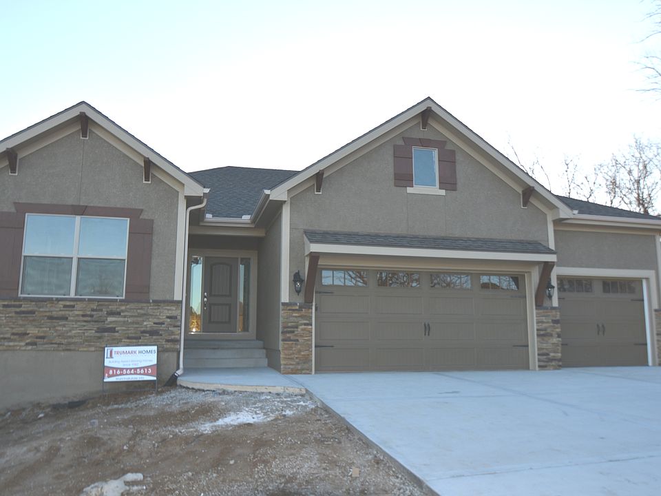 1st image of 1409 Nw Cottonwood Dr