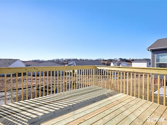 4th image of 1155 Meadow View Dr