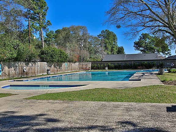 5th image of 1106 W Tri Oaks Ln APT 136
