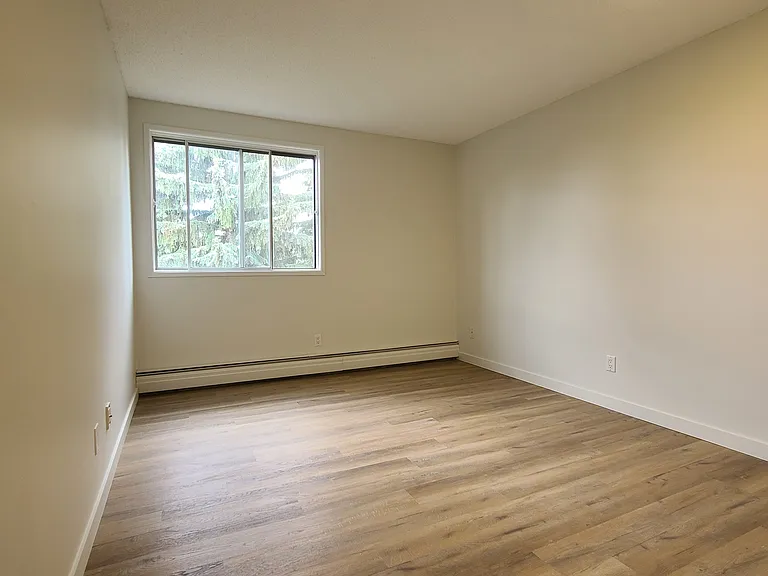140 Harrow Cir NW — Photo 11