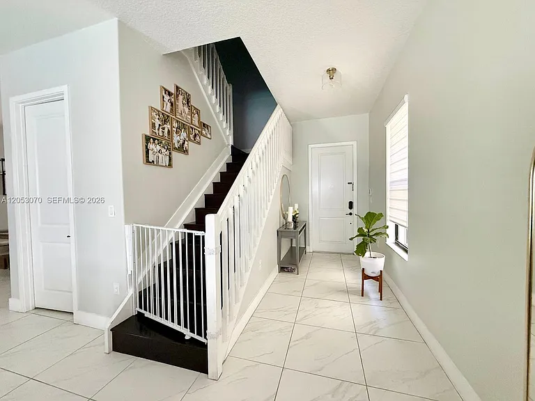 3258 W 99th Pl — Photo 6