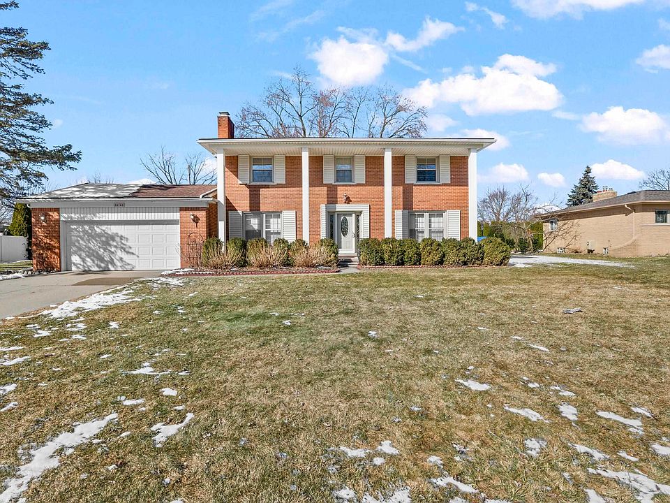 1st image of 53165 Franklin Dr