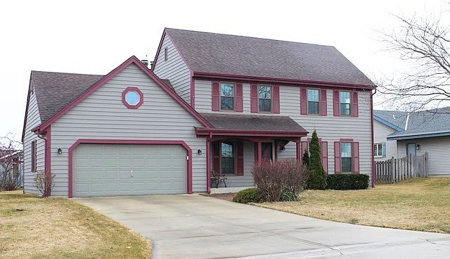 1st image of 1021 E Mary Ln