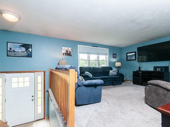 4th image of 15 Snells Ct
