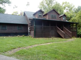 468 Winding Creek Dr, Shepherdsville, KY 40165