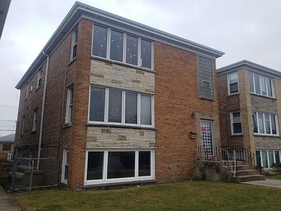 3rd image of 6519 W Belmont Ave