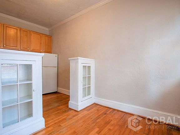5th image of 678 Somerset Ter NE APT 6