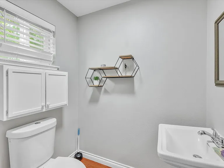10025 Terra Ct SE — Photo 5