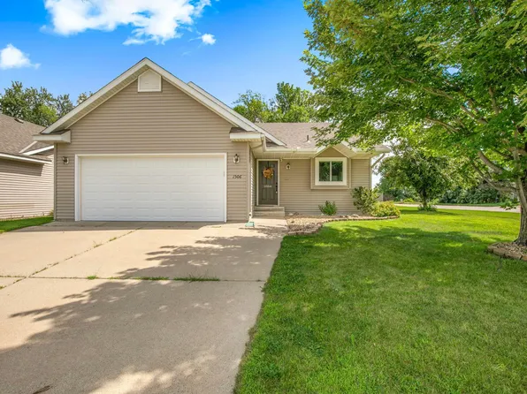 1506 Peach Dr NE, Sauk Rapids, MN 56379