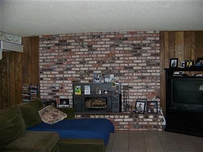 2nd image of 625 California St