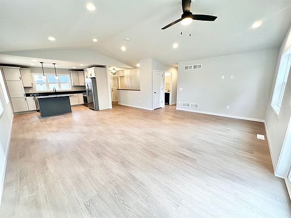 5th image of 2317 Odegard Dr
