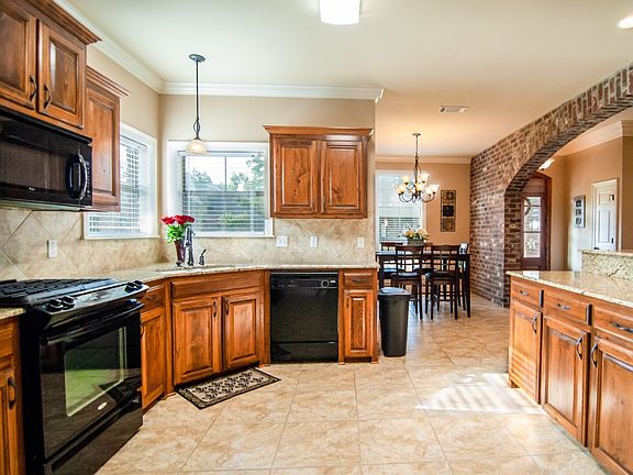 3rd image of 10688 Creek Haven Ln #130