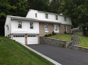 For Sale: 912 Chestnut Ln, Vestal, NY 13850