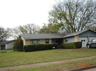 1539 Willowbrook St, Lancaster, TX 75134