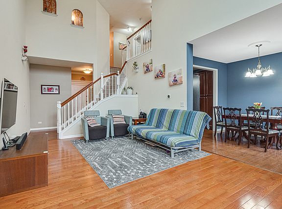 5th image of 383 Bay Dr Unit 383