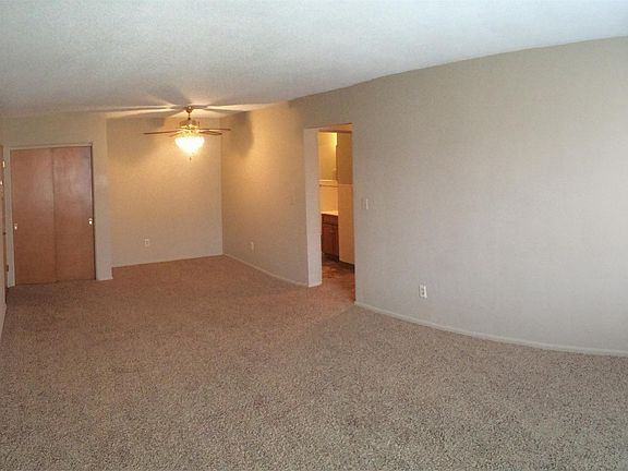 4th image of 505 28th Ave N #10574857
