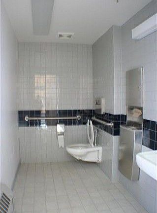5th image of 1317 Wembley Ave