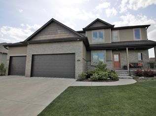 6605 Granite Ridge Ct, Lincoln, NE 68526