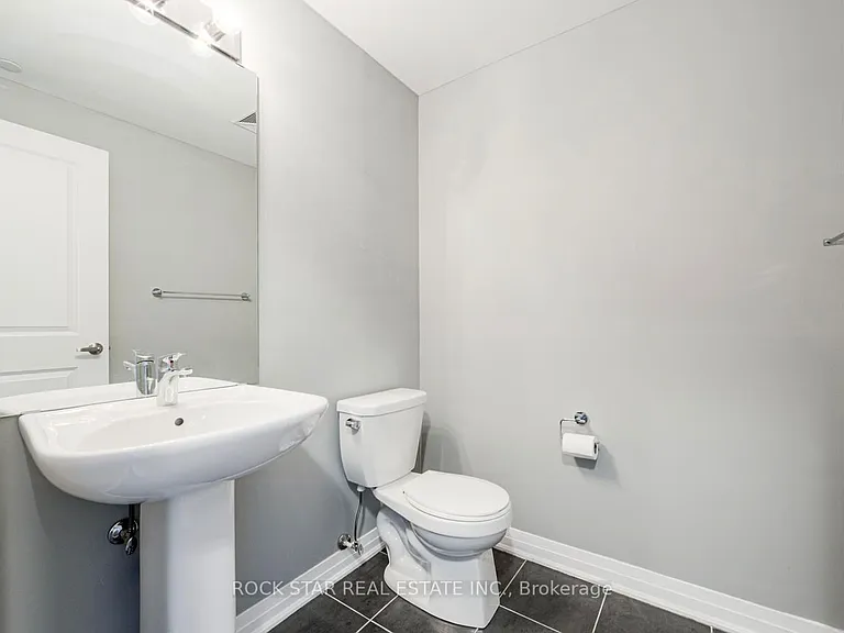 670 Atwater Ave #16 — Photo 17