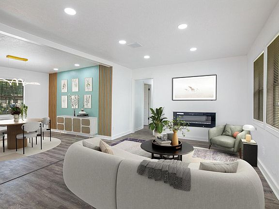 2nd image of 2922 Knotty Oaks Trl