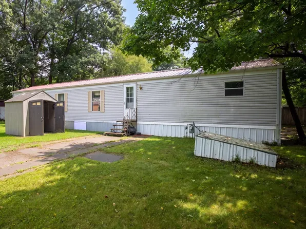 3136 Blackford Dr, Tippecanoe, IN 46570