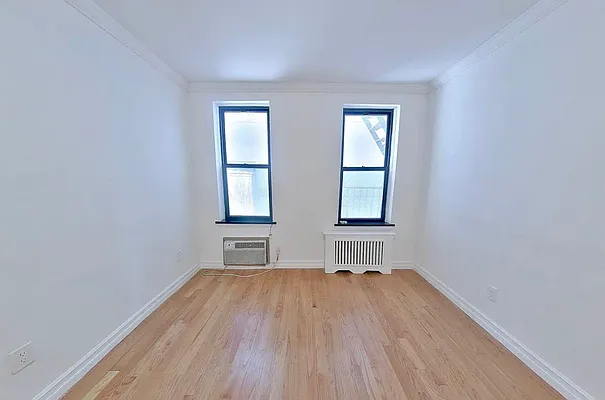 Rented by CitySites Real Estate Group | media 8