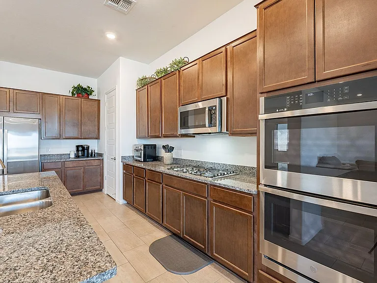 12442 N Appling Ave — Photo 18