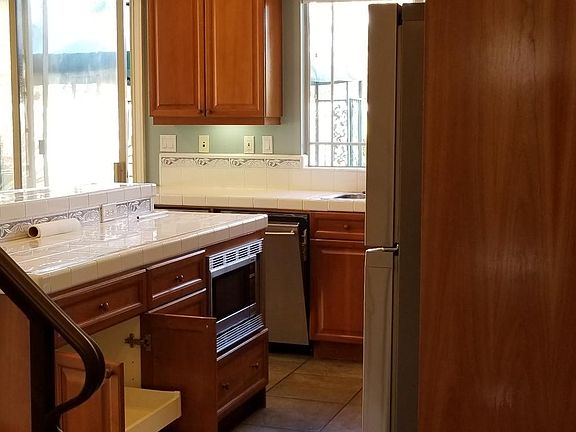5th image of 6059 Loire Ct