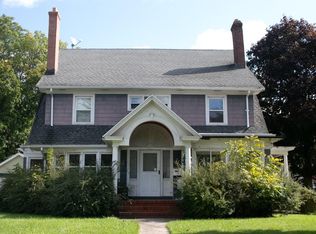 1110-1112 Genesee Park Blvd, Rochester, NY 14614