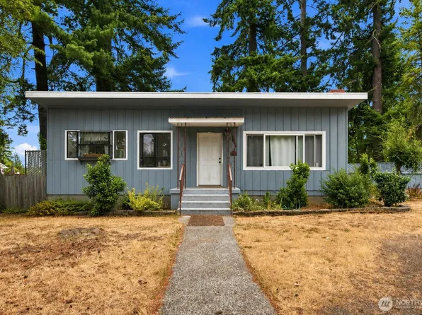 16006 Greenwood Avenue N, Shoreline, WA 98133