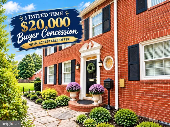 3705 Lorcom Ln, Arlington, VA 22207