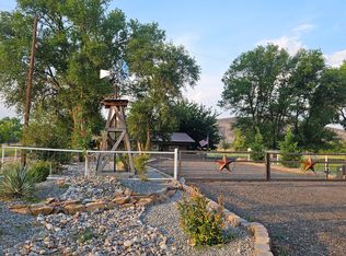 91 Entrada Aragon Rd, Tome, NM 87031