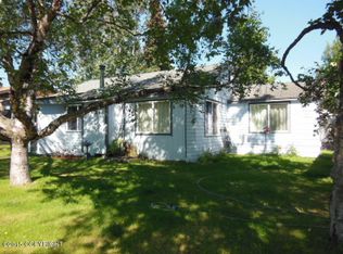 1321 Kinnikinnick St, Anchorage, AK 99508