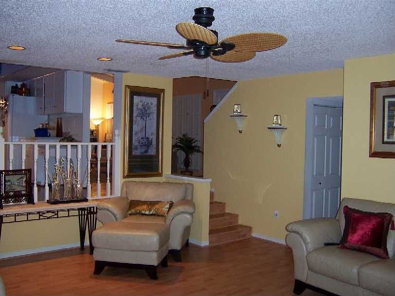 Den