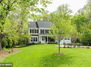 1745 Creek Crossing Rd, Vienna, VA 22182