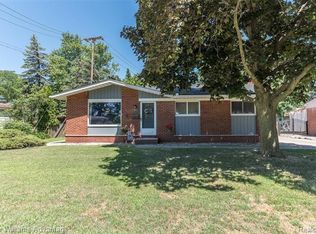 38790 Mason St, Livonia, MI 48154