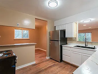 194 Woodridge Dr