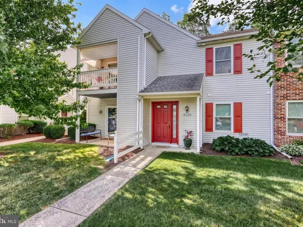 5811 Hidden Lake Dr APT A, Harrisburg, PA 17111