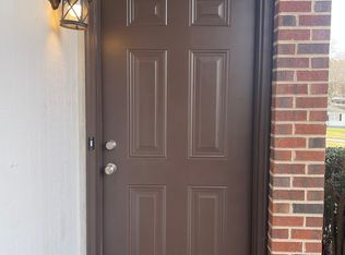 525 12th St SW, Hickory, NC 28602