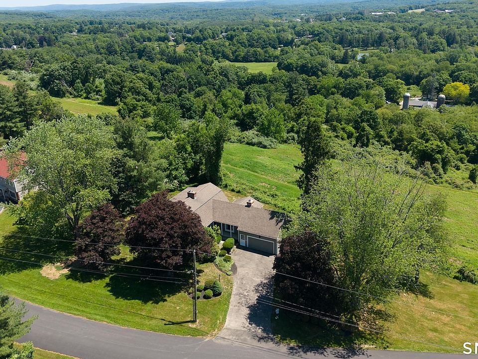 1st image of 15 Valley View Road