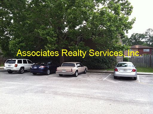 1st image of 3212 SW 25th Dr APT 2