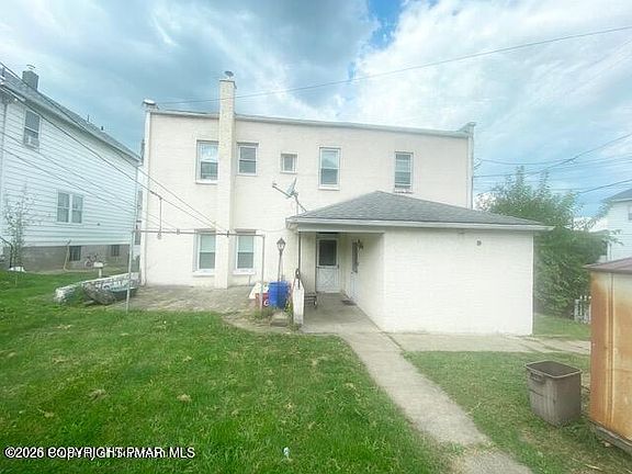 2nd image of 1401 S Webster Ave