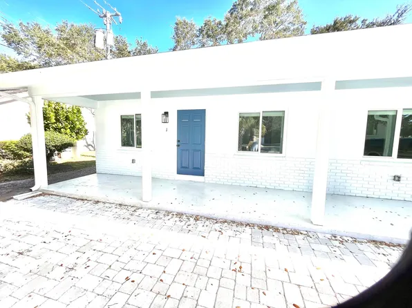 615 Azalea Ln, Vero Beach, FL