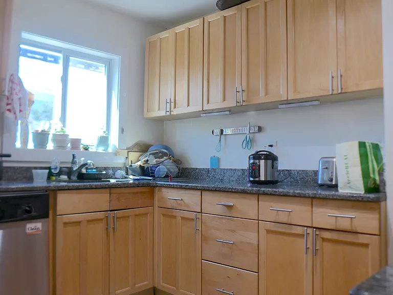 3 Evergreen Ave — Photo 12