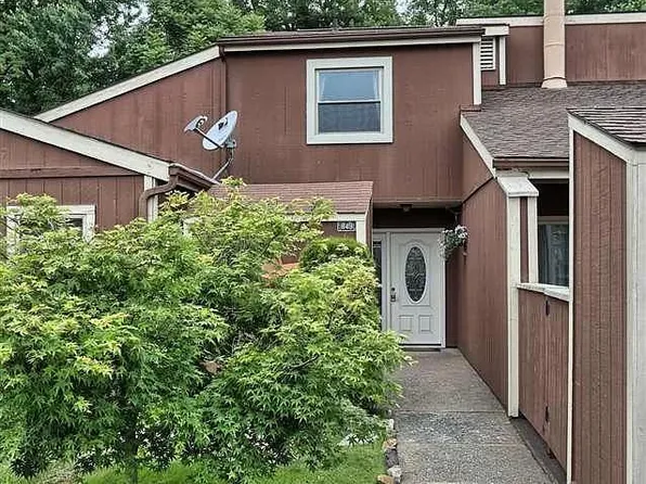 849 Brian Dr, Enola, PA 17025