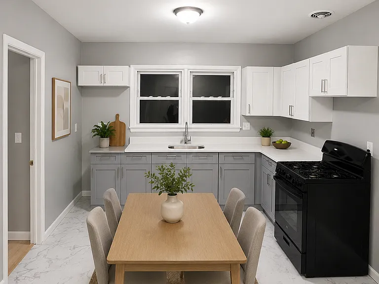 158 3rd Ave #2R — Photo 1