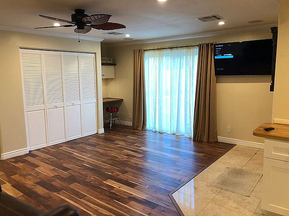 Casita with Murphy bed 