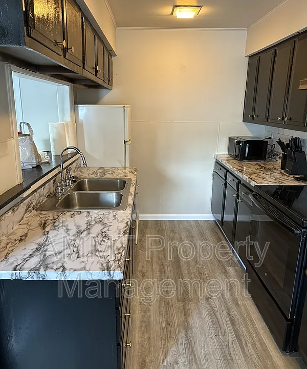 145 E Main St #7