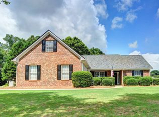 16 Hummingbird Ct, Jefferson, GA 30549
