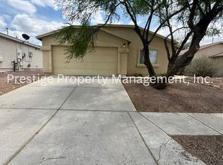 10180 E Rincon Shadows Dr, Tucson, AZ 85748